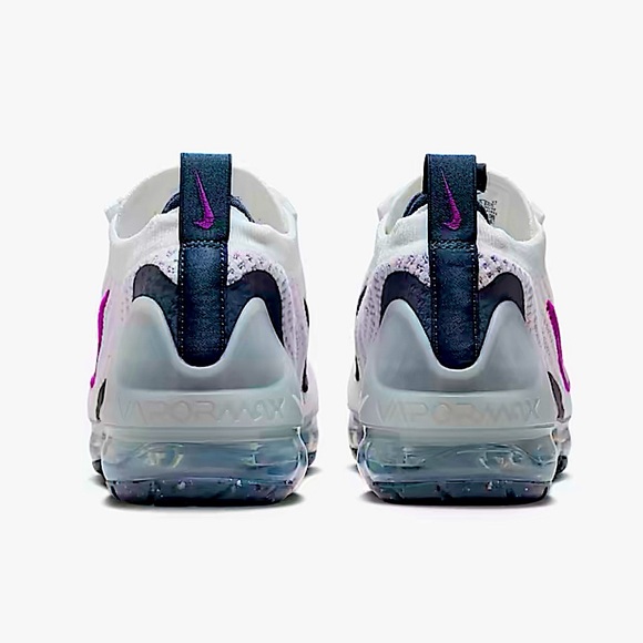 Nike Air Vapor Max FlyKnit “White Violet-Frost” - Picture 3 of 8